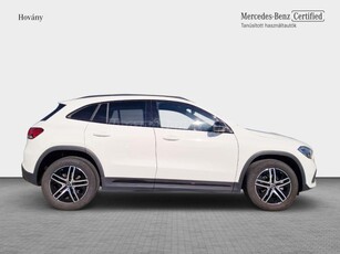 MERCEDES-BENZ GLA 180 Progressive Line 7G-DCT / Magyarországi / Gyári garancia / Szervízcsomag / Memóriás ülések