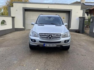 MERCEDES-BENZ ML 320 CDI (Automata) SPIRÁLRUGÓS! KANYARKÖVETŐ XENON! NAGYSZERVIZ! 3.5 TONNÁS HOROG!