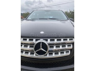 MERCEDES-BENZ ML 320