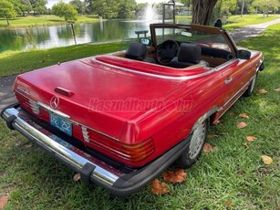 MERCEDES-BENZ SL 560 R107 V8 cabrio