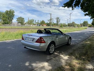 MERCEDES-BENZ SLK 200 Olasz rozsdmentes