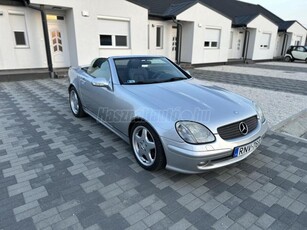 MERCEDES-BENZ SLK 230 Kompressor (Automata)