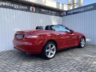 MERCEDES-BENZ SLK 250 Sérülésmentes . Kevés Km . BI-Xenon . Bőr belső . Navi .H/K Hifi