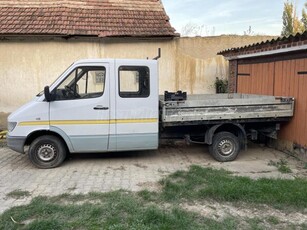 MERCEDES-BENZ SPRINTER 208 D 902.321