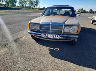 MERCEDES-BENZ W 123 300D