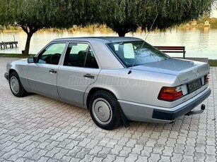 MERCEDES-BENZ W 124 250 D (Automata) 143.000 km! OT-rendszám