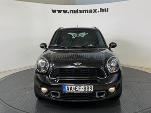 MINI COUNTRYMAN Cooper2.0 SD ALL4 (Automata) Panoráma Xenon gyári fényezésű. szervizkönyves. leinformálható