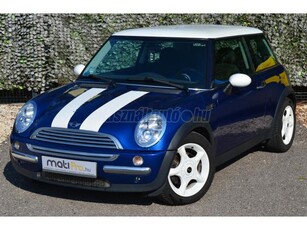 MINI MINI COOPER 1.6 Klíma. Négy évszakos gumik. Új kuplung szett. Xenon