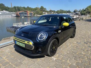 MINI MINI COOPER SE M