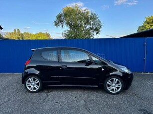 MITSUBISHI COLT 1.5 Turbo CZT sérülésmentes. gyári fényezés. téli+nyári kerék