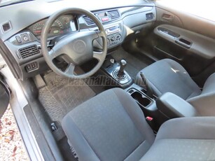 MITSUBISHI LANCER 1.6 Comfort 99ekm! Végig szervizkönyves! Japán megbízhatóság!