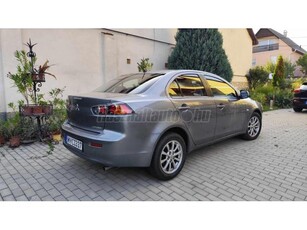 MITSUBISHI LANCER 1.6 Invite