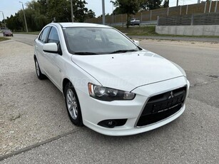 MITSUBISHI LANCER 1.6 Invite Special FRISS VIZSGA.AZONNAL VIHETŐ.SZÉP ÁLLAPOT