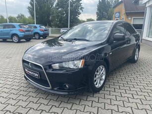 MITSUBISHI LANCER Sportback 1.6 Invite Special