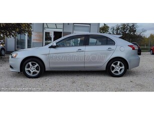 MITSUBISHI LANCER Sportback 1.8 Instyle