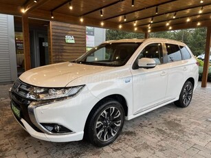 MITSUBISHI OUTLANDER 2.0 PHEV Instyle Navi 4WD CVT Azonnal elvihető! ELŐRE EGYEZTETETT IDŐPONTBAN MEGTEKINTHETŐ!