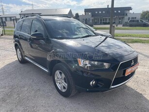 MITSUBISHI OUTLANDER 2.2 D Instyle VEZETETT SZERVIZKÖNYVES.TÉLI NYÁRI KERÉK GARNITÚRA.AZONNAL ELVIHETŐ