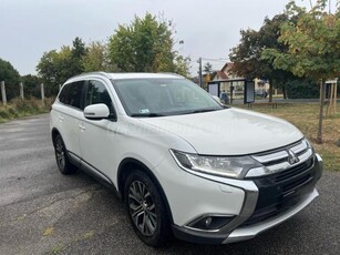 MITSUBISHI OUTLANDER 2.2 DI-D Instyle Navi 4WD (Automata)