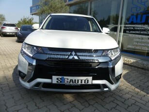 MITSUBISHI OUTLANDER 2.4 PHEV Elegance 4WD CVT Led.Kamera.D.Klima.Űl.Fű.Sport.Navi.PDC