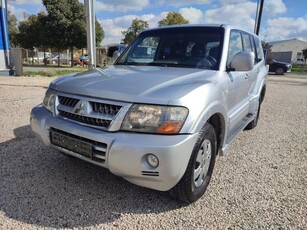 MITSUBISHI PAJERO 3.2 DI GLS Leather (Automata) M.o-i / tempomat / ülésfűtés / kapcsolható összkerék / 7 személyes