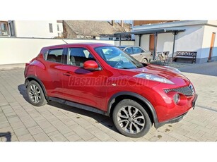 NISSAN JUKE 1.6 DIG-T Tekna 4WD CVT