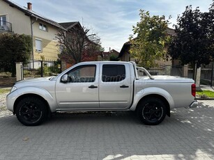 NISSAN NAVARA 4WD Double 2.5D LE EURO5 M.O.-i.GAR.178e.KM.MAGAS-FELSZERELTSÉG.SZERVIZKÖNYV.MAKULÁTLAN