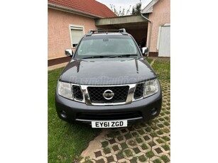 NISSAN NAVARA 4WD Double 2.5D Platinum (Automata)