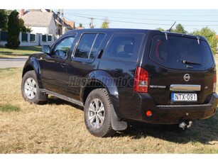 NISSAN PATHFINDER 2.5 Tdi LE R51