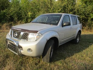 NISSAN PATHFINDER 2.5 Tdi XE 190E.KM