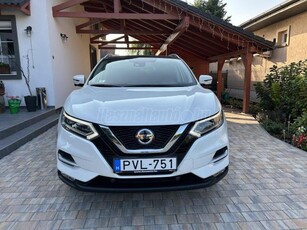 NISSAN QASHQAI 1.2 DIG-T N-Connecta Magyarországi/Szervízkönyves/Panoráma tetős/Vonóhorgos/LED