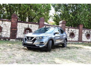 NISSAN QASHQAI 1.3 DIG-T N-Connecta