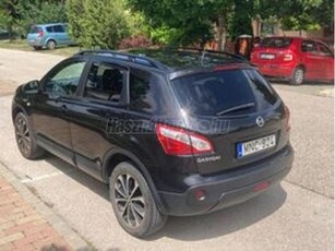 NISSAN QASHQAI 1.6 i-Way J10 navigáció. panorámatető