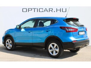 NISSAN QASHQAI 1.7 dCi Acenta 4x4 Navi!APP!Tolatókamera!Ülés+Szélvédőfűtés!Mo-i!1.Tulaj!54.793Km!ÁFÁ-s!