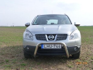 NISSAN QASHQAI 2.0 dCi Tekna 4WD