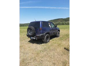 NISSAN TERRANO II 2.7 TDI SR