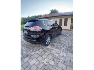 NISSAN X-TRAIL 1.6 dCi Acenta 4x4 Napfénytető (7 személyes )