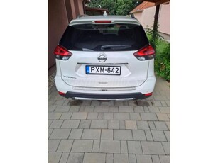 NISSAN X-TRAIL 1.6 dCi N-Connecta Xtronic