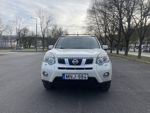 NISSAN X-TRAIL 2.0 dCi LE