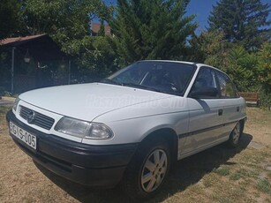 OPEL ASTRA F 1.4 Start