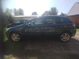 OPEL ASTRA H 1.4 Cosmo