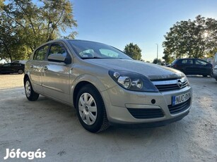 Opel Astra H 1.4 Cosmo