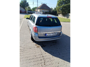 OPEL ASTRA H 1.4 Enjoy Easytronic