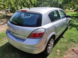 OPEL ASTRA H 1.4 Essentia