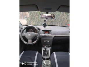 OPEL ASTRA H 1.4 Essentia