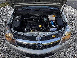 OPEL ASTRA H 1.4 GTC Enjoy