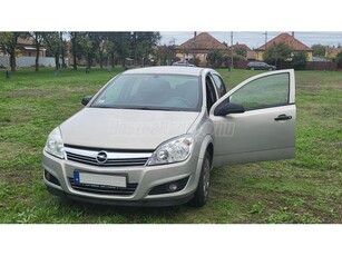 OPEL ASTRA H 1.6 (5 ajtós. 115 LE. 2007.10 - 2010.07) ferdehátú limuzin