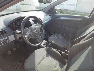 OPEL ASTRA H 1.6 Cosmo