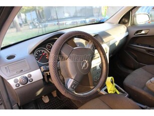 OPEL ASTRA H 1.6 Enjoy