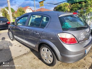 OPEL ASTRA H 1.6 Essentia 156805 KM VÉGIG SZV KÖNYVEL. FRISS MŰSZAKI. MINDEN GUMI ÚJSZERŰ