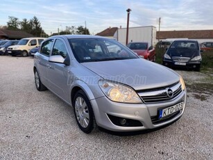 OPEL ASTRA H 1.6 Essentia